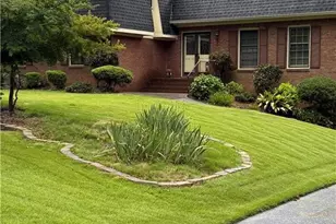 2711 Kenwood Dr, Duluth, GA 30096 - Photo 2
