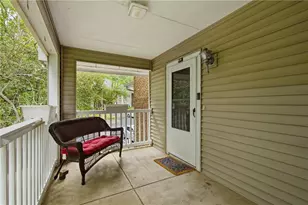 619 Barrington Hills Dr, Atlanta, GA 30350 - Photo 2