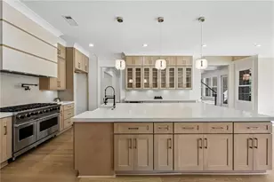 6222 Bridgewood Dr, Buford, GA 30518 - Photo 14