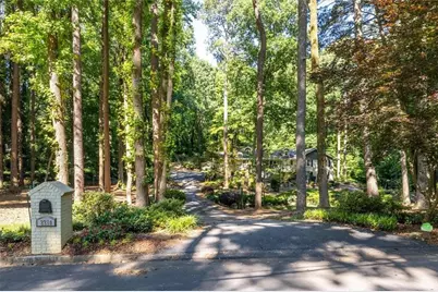 2210 Rosser Place, Smoke Rise, GA 30087 - Photo 18