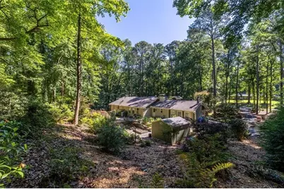 2210 Rosser Place, Smoke Rise, GA 30087 - Photo 68