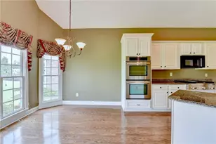2095 Hickory Station Cir, Snellville, GA 30078 - Photo 18