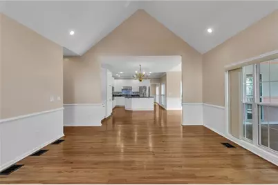 915 Chipley Court, Marietta, GA 30062 - Photo 18