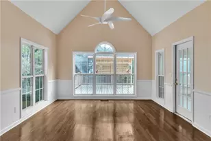 915 Chipley Ct, Marietta, GA 30062 - Photo 12
