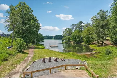 152 Clear Lake Parkway, Hoschton, GA 30548 - Photo 2