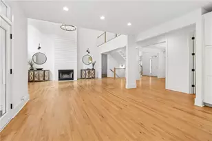 1035 Lillian Dr, Alpharetta, GA 30004 - Photo 10