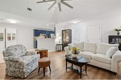 1027 Deer Hollow Drive, Woodstock, GA 30189 - Photo 14