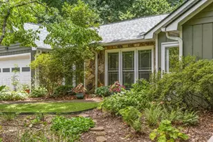 4455 Dunmovin Dr NW, Kennesaw, GA 30144 - Photo 4