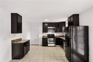 8845 Ashwood Dr, Riverdale, GA 30274 - Photo 12