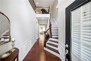 114 Bradford Dr, Atlanta, GA 30328 - Photo 4