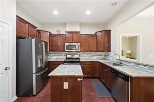 114 Bradford Dr, Atlanta, GA 30328 - Photo 12