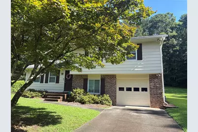 2777 Spanish Oak Drive, Lilburn, GA 30047 - Photo 2