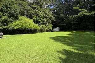 2777 Spanish Oak Dr, Lilburn, GA 30047 - Photo 28