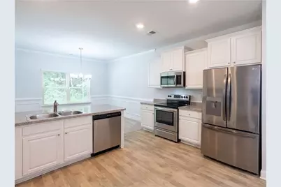 11916 Lovejoy Crossing Place, Hampton, GA 30228 - Photo 2