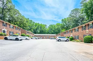3665 Chestnut Dr, Atlanta, GA 30340 - Photo 4