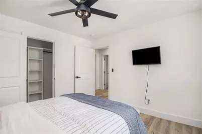 220 Birch Street, Hapeville, GA 30354 - Photo 12