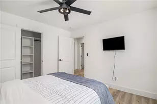 220 Birch St, Hapeville, GA 30354 - Photo 12