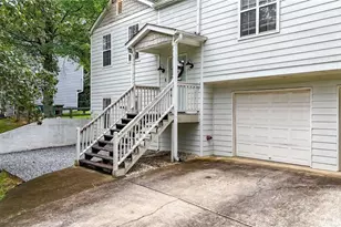 1042 Braddock Cir, Woodstock, GA 30189 - Photo 4
