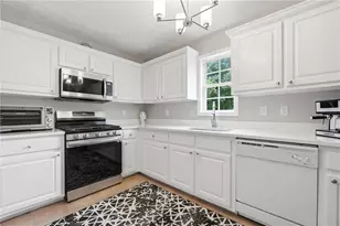 673 Effie Dr, Lawrenceville, GA 30045 - Photo 14
