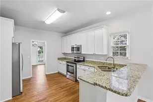 199 Pine Crescent, Newnan, GA 30265 - Photo 2