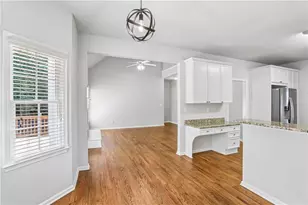 199 Pine Crescent, Newnan, GA 30265 - Photo 6