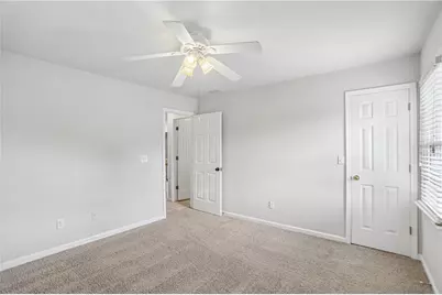 199 Pine Crescent, Newnan, GA 30265 - Photo 4