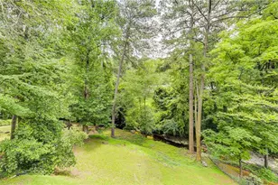 2423 Woodacres Rd NE, Atlanta, GA 30345 - Photo 34
