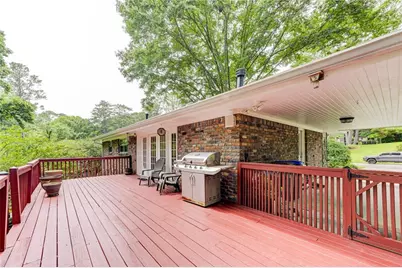 2423 Woodacres Road NE, Atlanta, GA 30345 - Photo 10