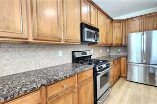 635 Grove Manor Park, Suwanee, GA 30024 - Photo 10