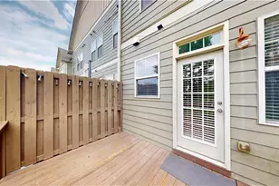 635 Grove Manor Park, Suwanee, GA 30024 - Photo 12