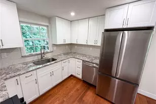 2320 Capehart Cir NE, Atlanta, GA 30345 - Photo 10