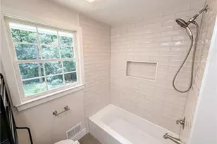 2320 Capehart Cir NE, Atlanta, GA 30345 - Photo 18