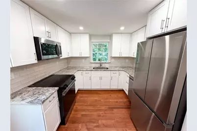 2320 Capehart Circle NE, Atlanta, GA 30345 - Photo 2