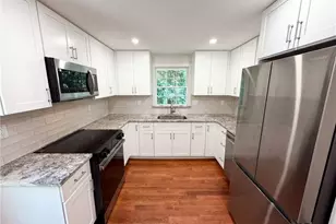 2320 Capehart Cir NE, Atlanta, GA 30345 - Photo 2