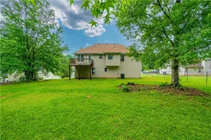 3425 One Horse Ln, Gainesville, GA 30507 - Photo 20