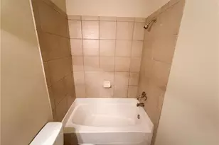 2370 Crescent Park Ct, Atlanta, GA 30339 - Photo 16