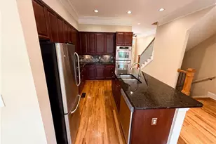 2370 Crescent Park Ct, Atlanta, GA 30339 - Photo 8