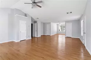 6169 Remington Park, Lithonia, GA 30058 - Photo 4