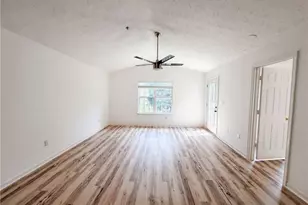 131 Bentley Pl, Tucker, GA 30084 - Photo 16