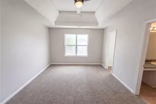 3045 Stonebridge Creek Dr, Lithonia, GA 30058 - Photo 4