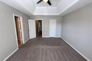 3045 Stonebridge Creek Dr, Lithonia, GA 30058 - Photo 12