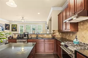 5936 Norfolk Chase Rd, Peachtree Corners, GA 30092 - Photo 8