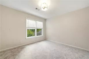 128 Great Oaks Ln, Roswell, GA 30075 - Photo 32