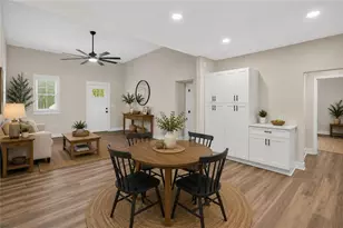 16 Berry Ave, Newnan, GA 30263 - Photo 12