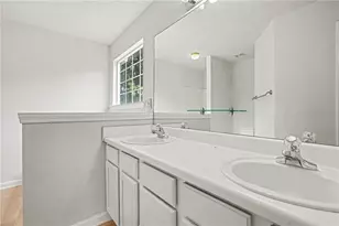 10502 Irongate Ln, Jonesboro, GA 30238 - Photo 12
