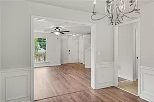 10502 Irongate Ln, Jonesboro, GA 30238 - Photo 6