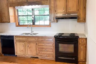 120 Bay Ct, Eatonton, GA 31024 - Photo 2