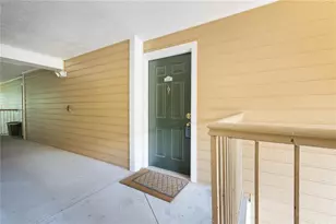 232 Bentley Pl, Tucker, GA 30084 - Photo 2