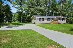 126 Lucinda Ln, Fayetteville, GA 30214 - Photo 1