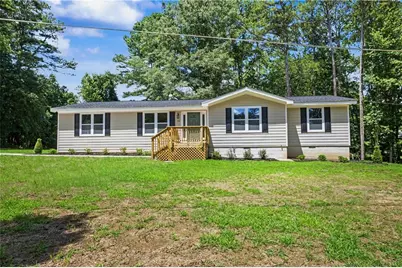 126 Lucinda Lane, Fayetteville, GA 30214 - Photo 2